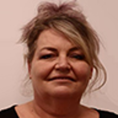 Beverley Leach01